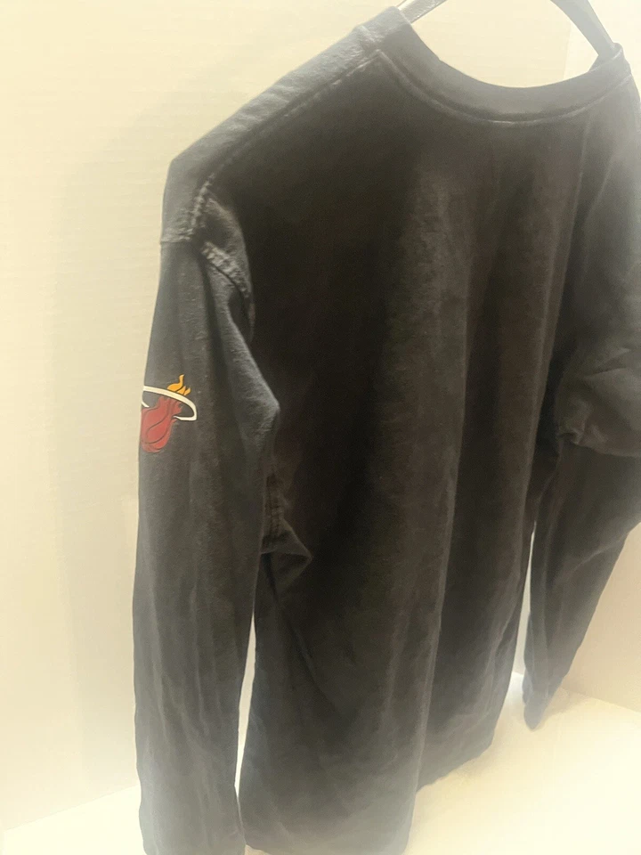 Suéter Jumpman Miami Heat Nike Para Hombres XS Negro Gráfico Foto 4 de 4