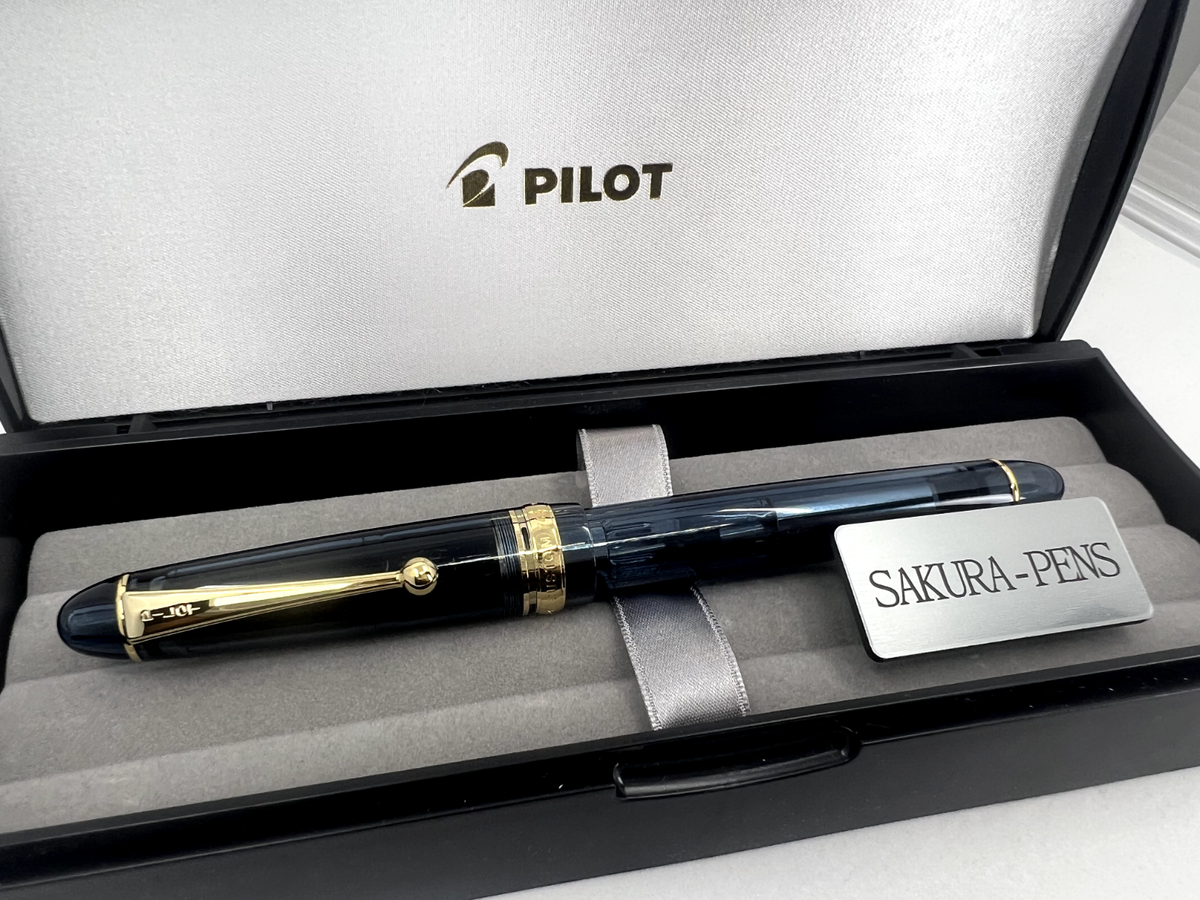 Pilot Exclusive Custom 742 Modernized Tradition blue FKK-MT24-MTL