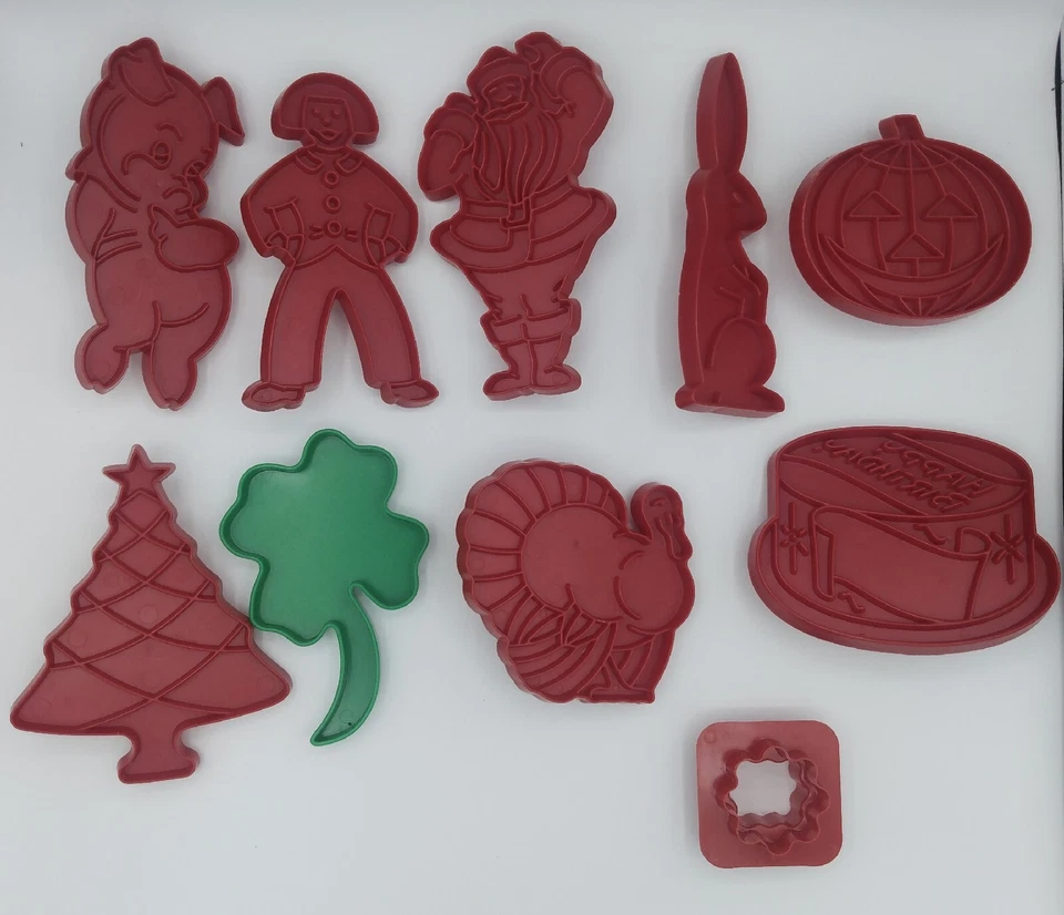 Lote de Cortadores de Galletas Tupperware De Colección -Rojo- Pascua Navidad Vacaciones Cumpleaños y Más Foto 2 de 4