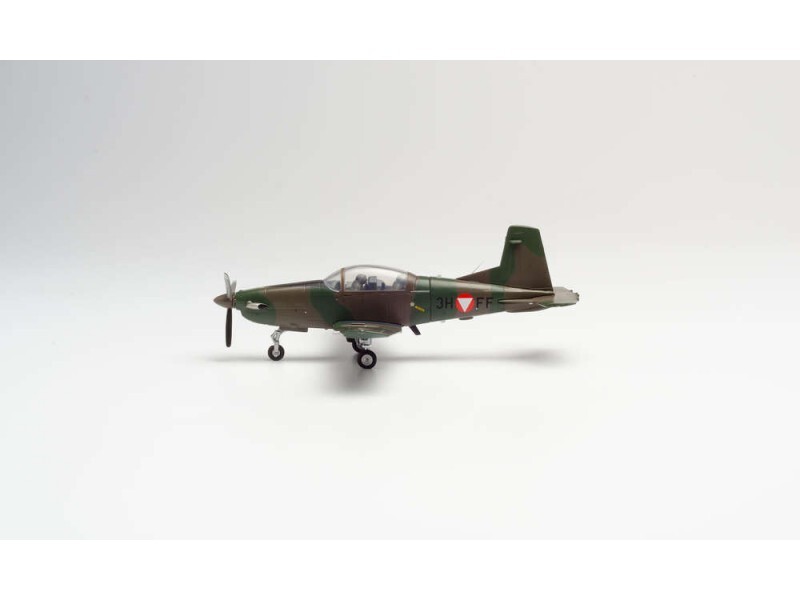 HERPA 1/72 AUSTRIAN AIR FORCE PILATUS PC-7 TURBO TRAINER