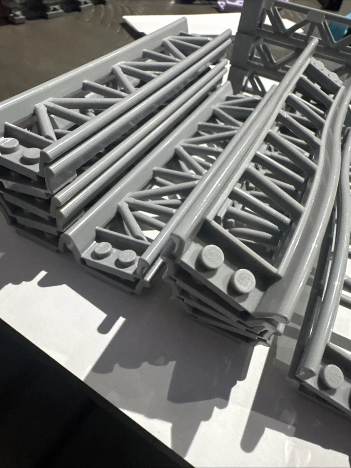 Lego pista de tren/montaña rusa. Lote de 27. (7)25059,(10)25061,(8)34738,(3)95347 Foto 4 de 4