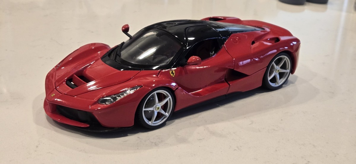 FERRARI LAFERRARI F70 RED 