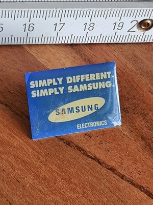 SAMSUNG Simply Different  - Pin - Anstecker - Werbung (10) 