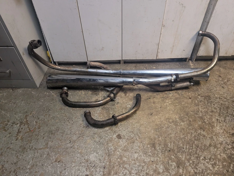 1983 Suzuki GS850G GS850 conjunto de tubos silenciadores de exaustão cromados - Imagem 2 de 4