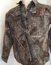 Gander Mountain Women’s Long Sleeve L/S Shirt Realtree Camouflage Medium GUC