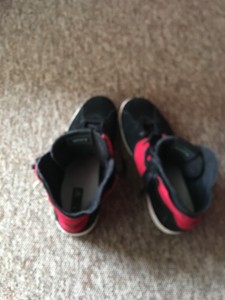 black nike trainers leather