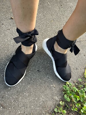 Zara Schwarze Sneakers Mit Schnalle 35 36 EU-Versand Free Postage