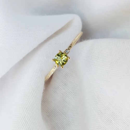 Simulated 0.26CT Round Peridot & Moissanite With 10K Yellow Gold Wedding Ring - Picture 3 of 6