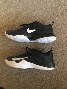nike white volleyball shoes
