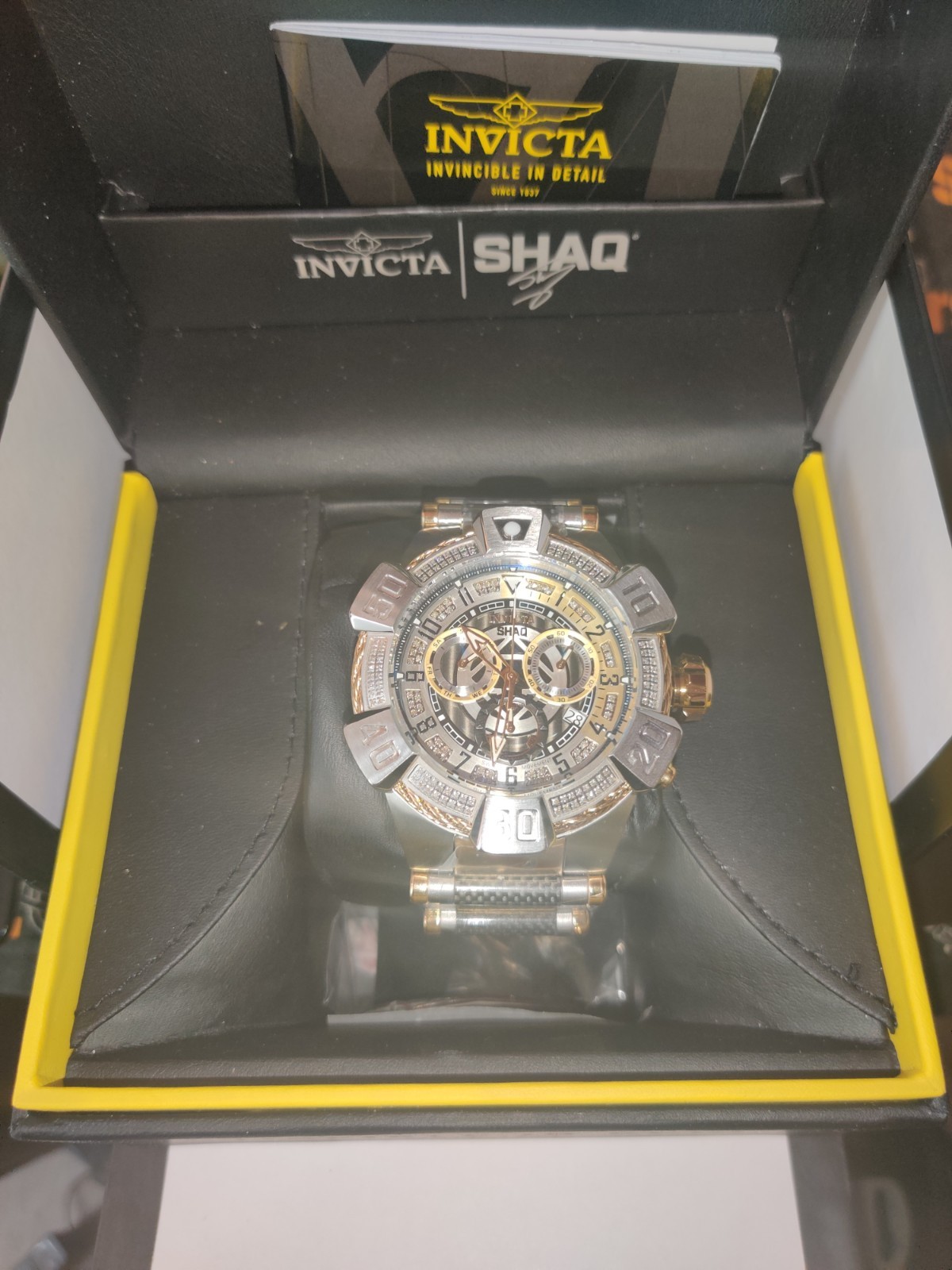 Invicta SHAQ Diamond Men's 52mm .62 CTW Diamonds Swiss Invicta SHAQ Diamond Men's 52mm .62 CTW Diamonds Swiss