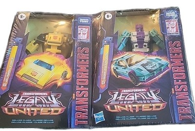 Transformers Legacy United Universe Breakdown Deluxe Class and Origin Bumblebee