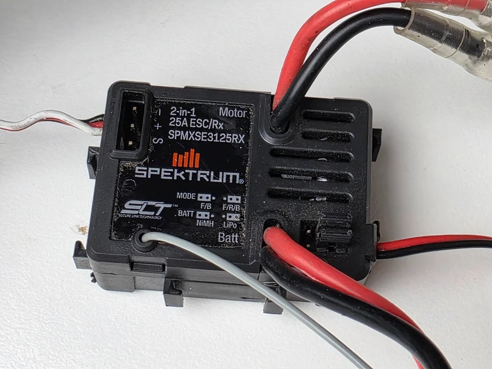 Losi Nascar ESC Receiver Motor Transmitter Parts Lot 1/12 RC Stock Car Parts - Image 2 of 4