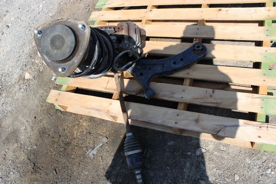 2017-2020 SUBARU IMPREZA Knee Assembly Passenger Side SPN RTR CAL LCF ASH STT - Image 4 of 4