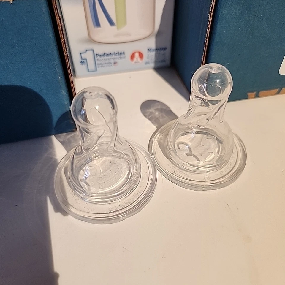 Lote de pezones Dr Brown’s y 1 botella seis ultra prematuros diez niveles 2 demasiado nivel 3 Foto 2 de 4