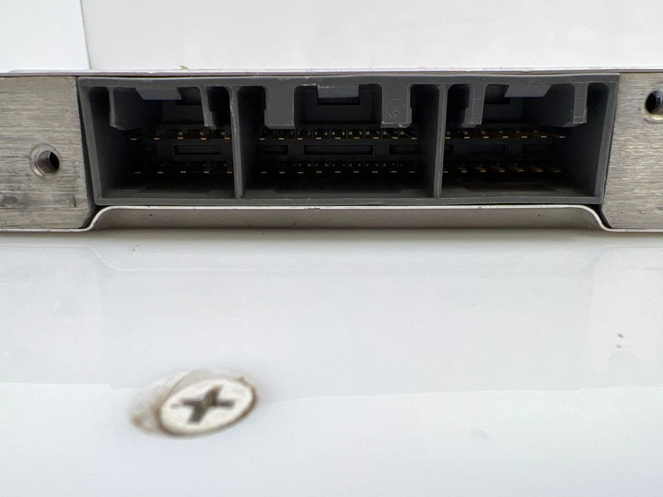 1990 Toyota Camry 4 Cyl Electronic Control Module ECU ECM Fits Manual Trans ONLY - Image 4 of 4