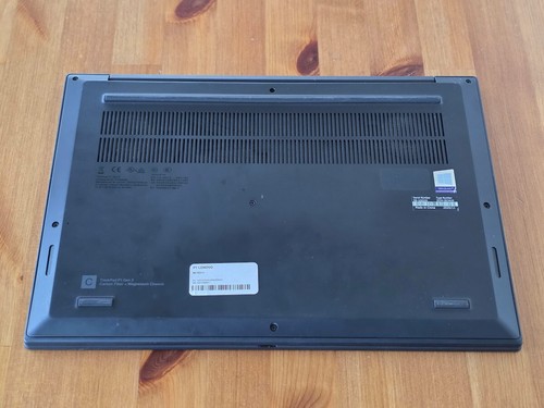 Lenovo ThinkPad P1 Gen 3 i7-10850H 32GB 3840x2400 4K 15.6" OLED NVIDIA T2000 - Picture 9 of 12