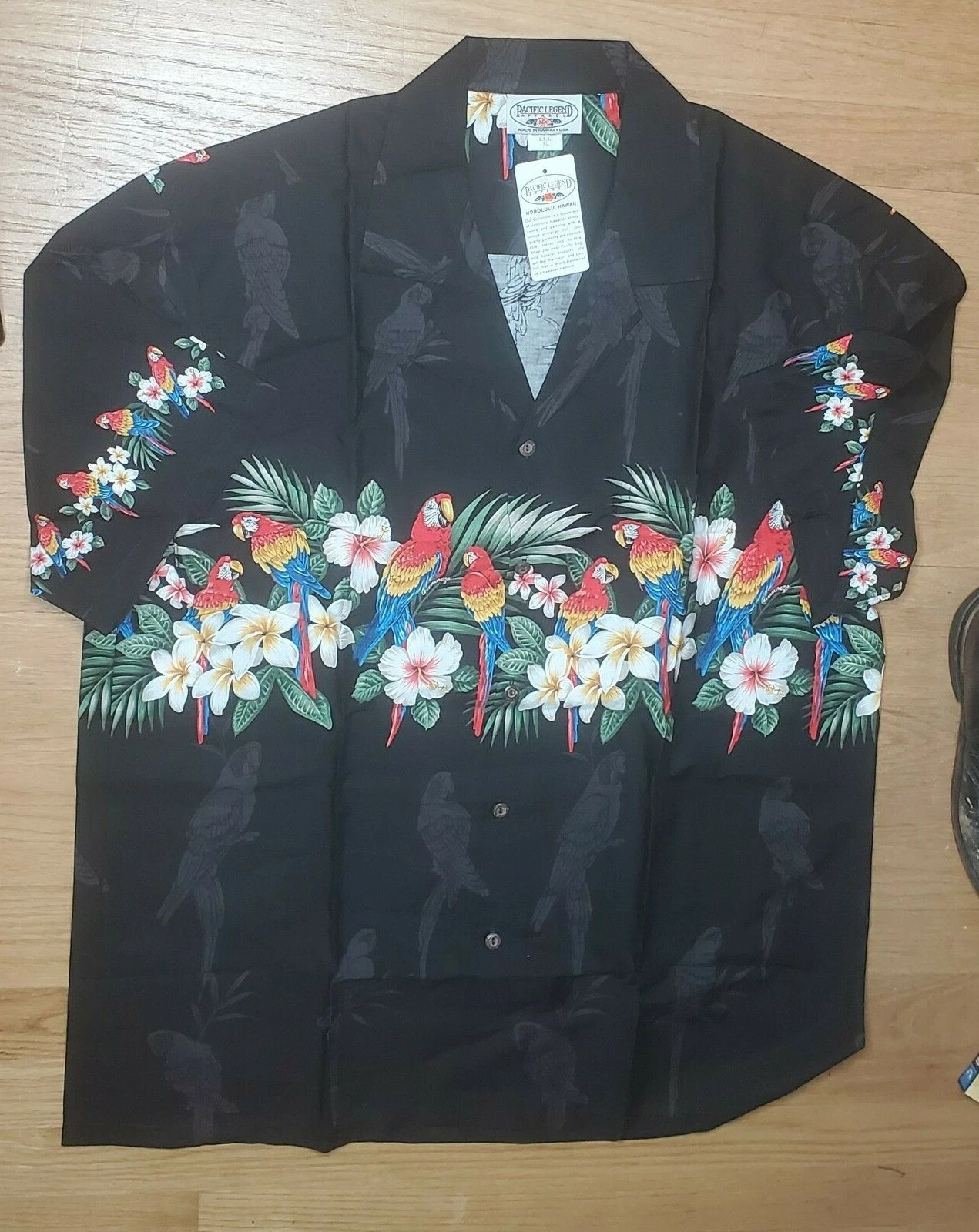 PACIFIC LEGEND APPAREL BLACK MACAW HAWAIAN SHIRT SIZED XL