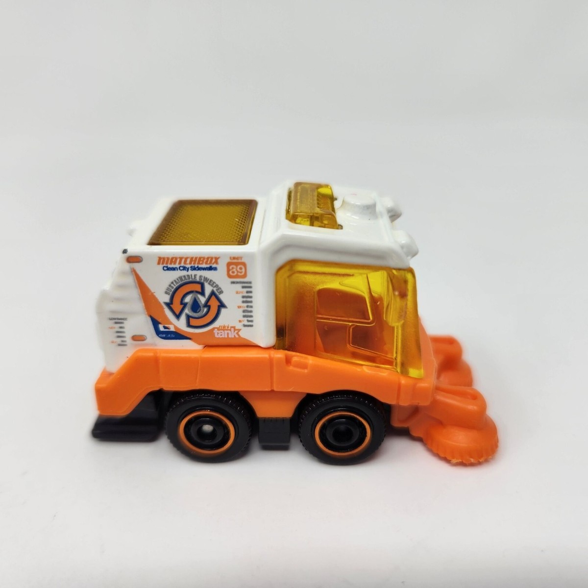Matchbox City Sweeper Model Orange/White/Black Diecast Toy Vehicle