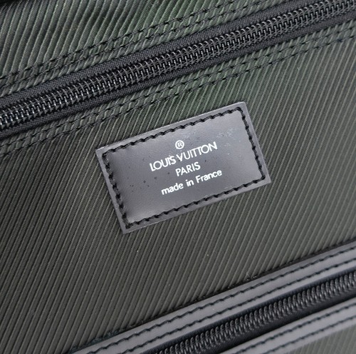 LOUIS VUITTON GIBECIERE TAIGA KLEIDERSACK GARMENT BAG TASCHE KENDALL KEEPALL XL - Bild 9 von 16