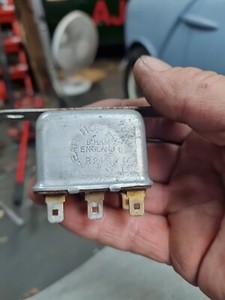 R246 Vintage 12V Relay For Twin Horns etc.