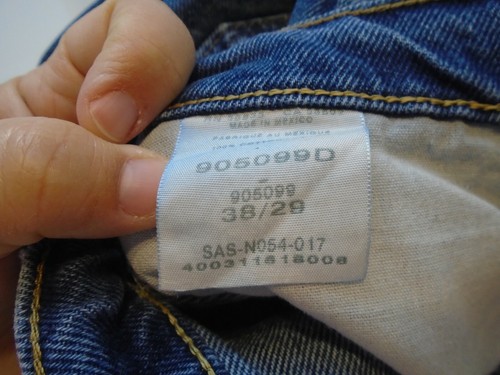 Mens Cabelas Jeans Size 38 X 29 some distress 905099D - Picture 7 of 7