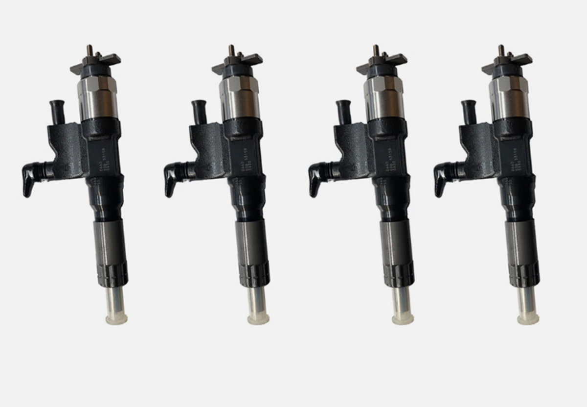 4X Fuel Injector for Isuzu 4HK1 6HK1 Engine 8-97602485-2 095000 