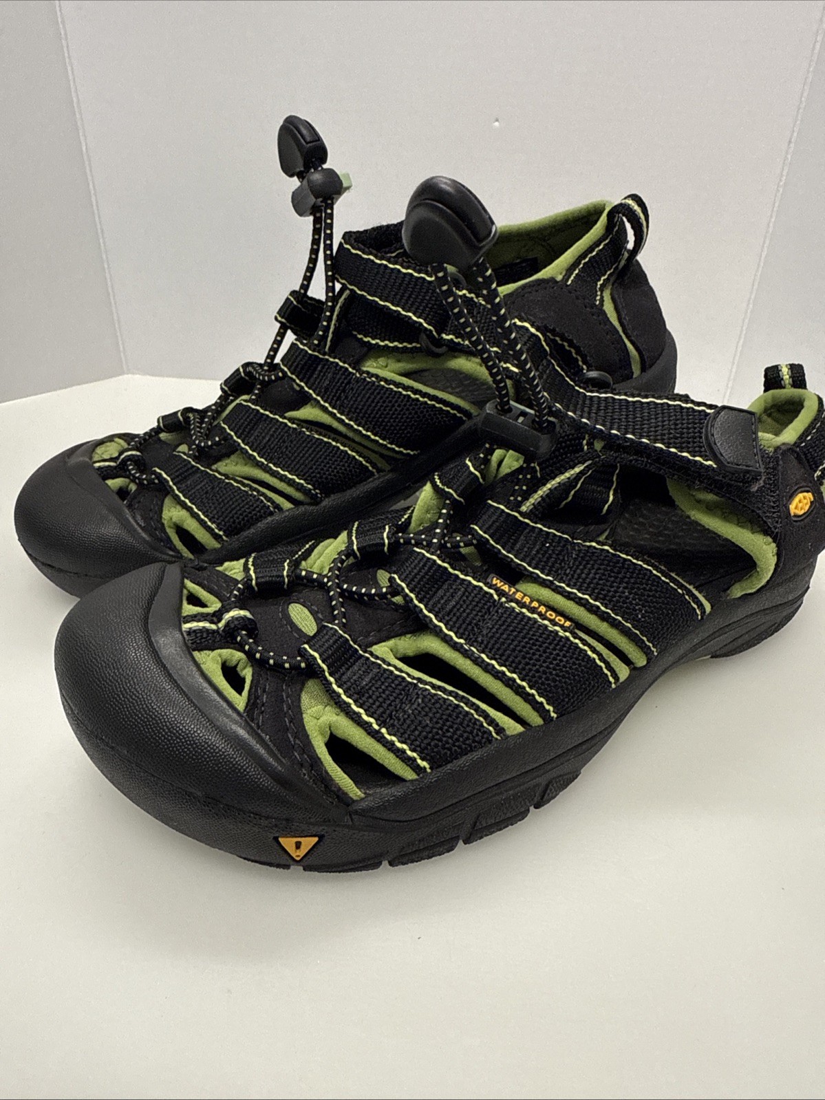 Sandali Keen Newport H2 giovani bambini nero verde escursionismo acqua punta chiusa taglia 3