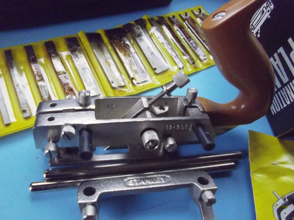 Stanley 13-050 Combination Plane Woodworking Tool- All Complete in Original Box - Image 4 of 4