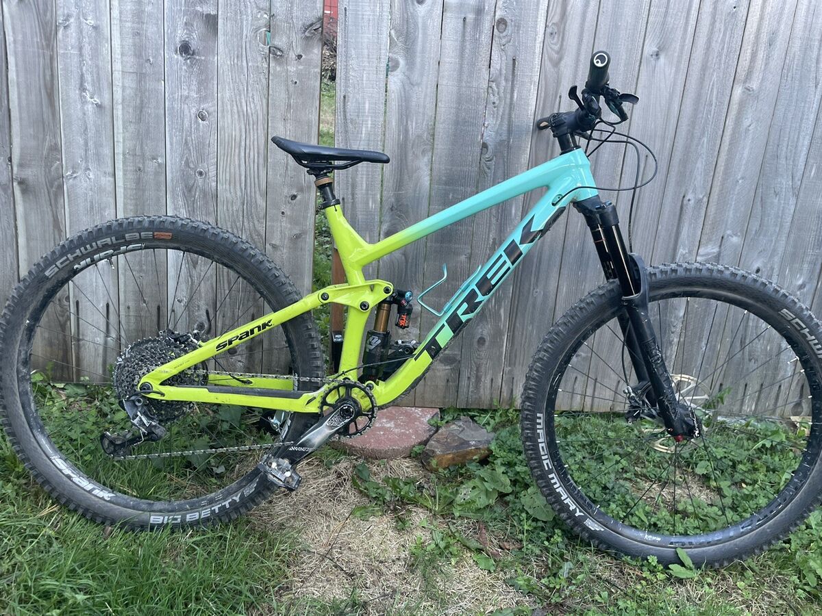 Trek Slash 8 2019 Large, Full Suspension Mountain Bike | eBay Trek Slash 8 2019 Large, Full Suspension Mountain Bike | eBay