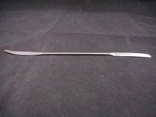 Laboratory Stainless Steel 7-3/4” Double-Ended Tapered / Rounded Spatula Tool