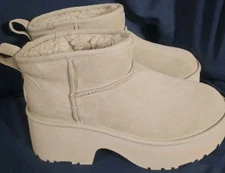 UGG Classic UltraMini New Heights Boot Mustard Seed Women SZ 9 New No Box Defect