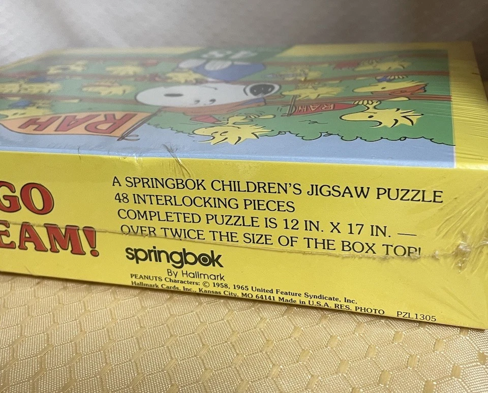 NOS SEALED Peanuts Snoopy "RAH" Sports Fan Cheer Jigsaw Puzzle 48pc Springbok - Image 2 of 4