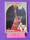 1990-91 NBA HOOPS #65 MICHAEL JORDAN 1 CHICAGO BULLS BASKETBALL TRADING CARD -1-