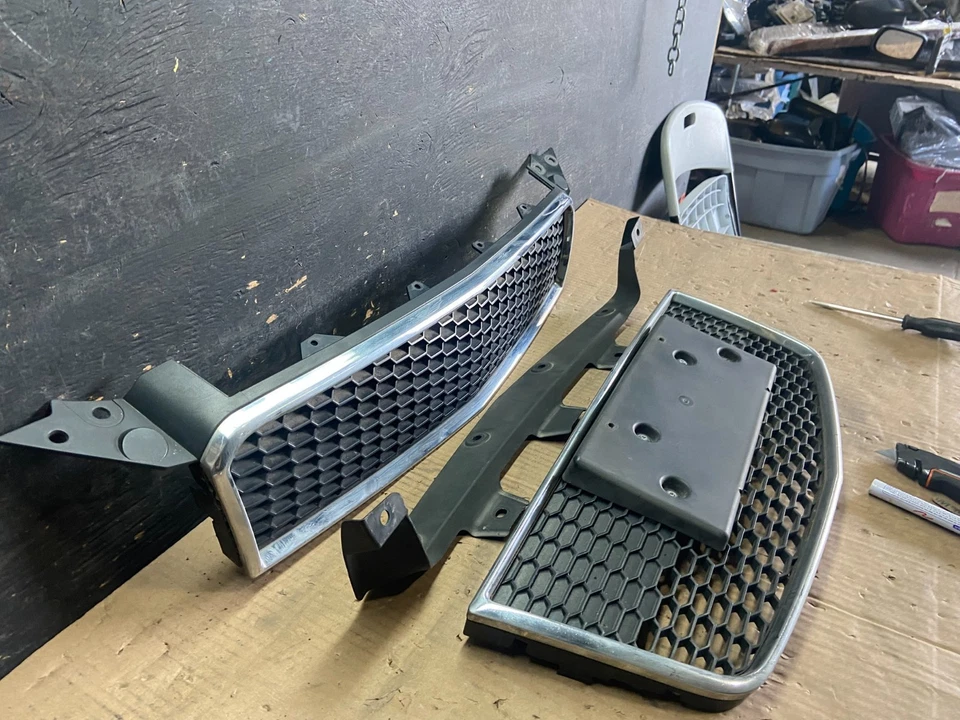 Chevrolet Aveo 2007 a 2011 parrilla inferior superior delantera OEM R5474 DG Foto 3 de 4