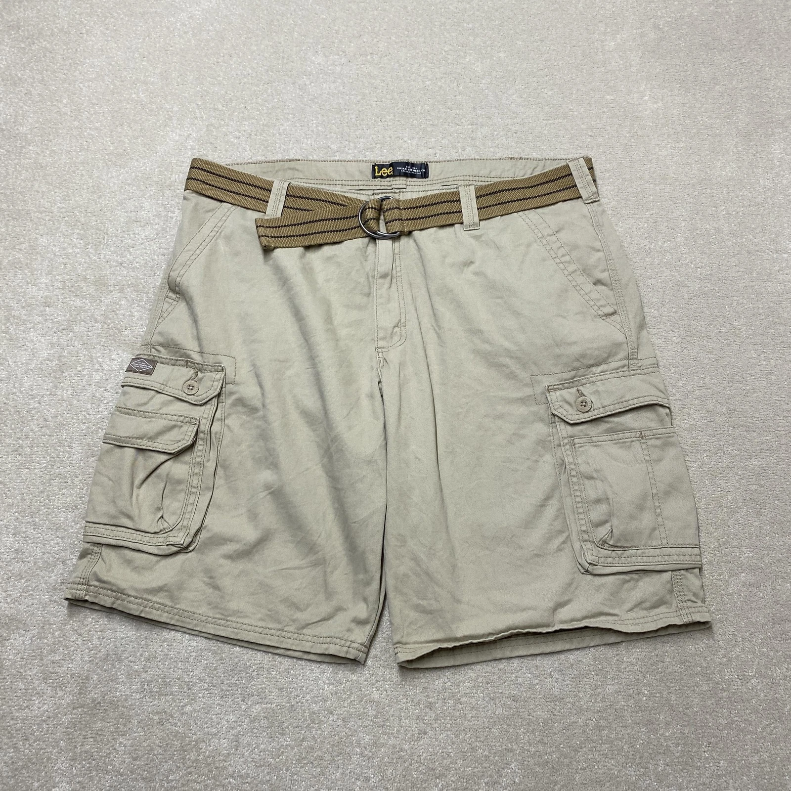 Lee Cargo Shorts Mens 40" Beige Belted Canvas Utility Pockets Summer Casual