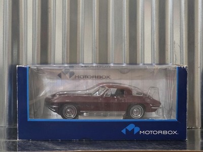 Exoto Motorbox 1967 Chevrolet Corvette Stingray 1:18 Scale Diecast