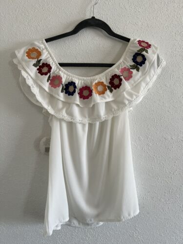 Women Mexican Embroidered top