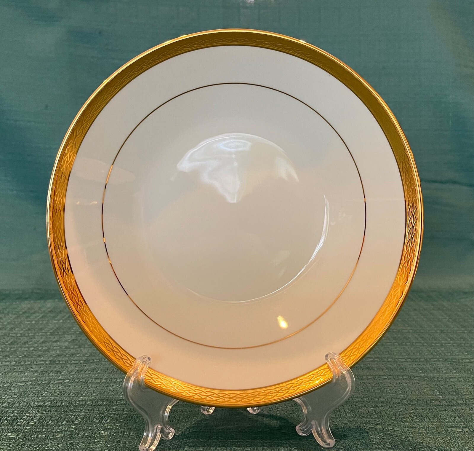 Noritake Queen's Gold 4285 Fine China 22k Trim Soup Bowl 7.5" 8 Avail