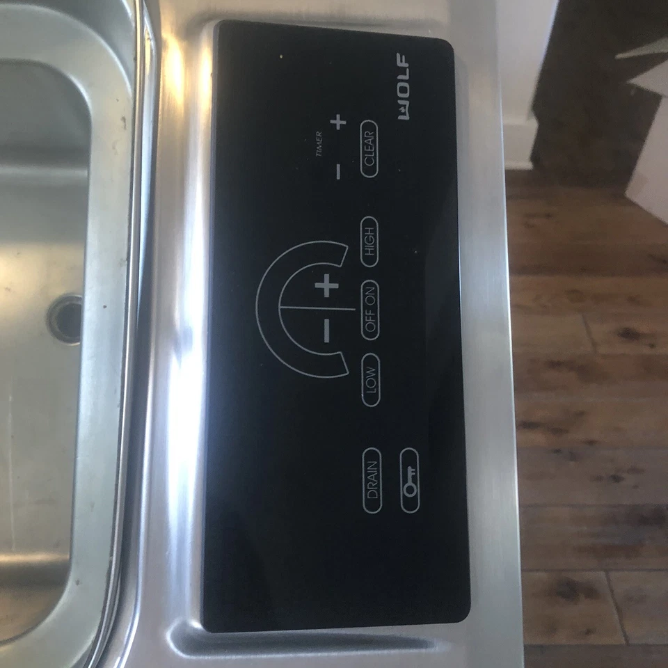 Wolf IS15/S 15” Módulo de vapor eléctrico de acero inoxidable encimera incorporada Foto 3 de 4