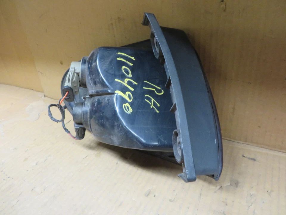 FORD TAURUS WAGON 98 99 MERCURY SABLE WAGON 98 99 LUZ TRASERA PASAJERO DERECHO OEM Foto 4 de 4