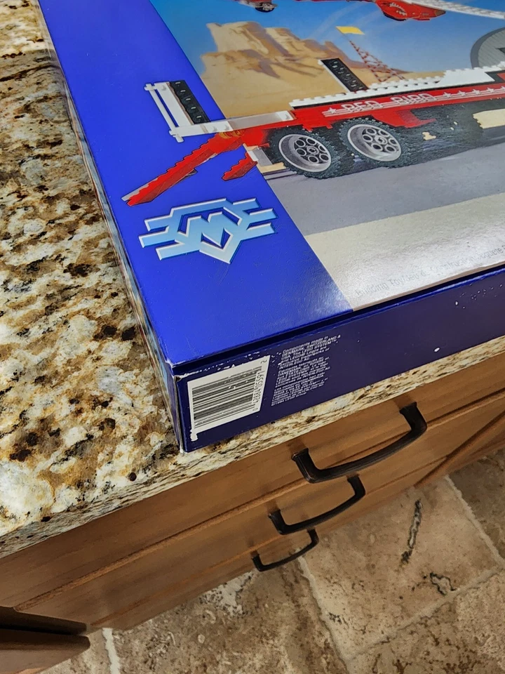 LEGO Model Team: Mach II Red Bird Rig (5591) New Old Stock - Image 4 of 4