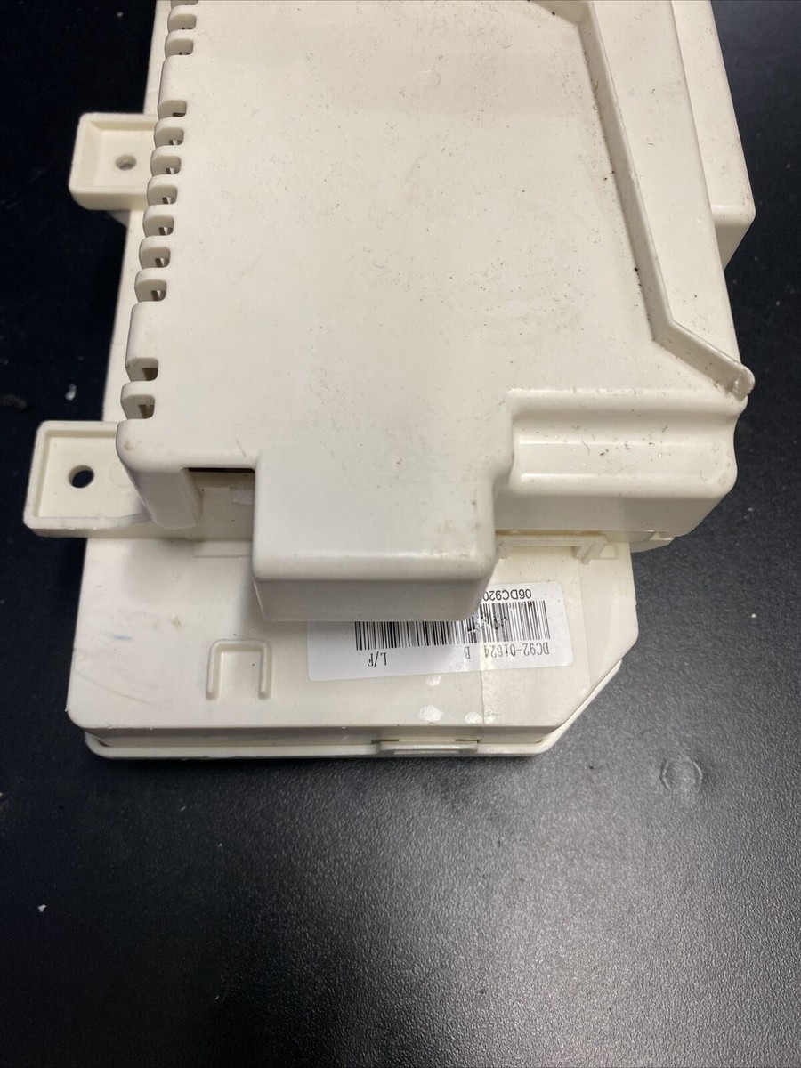 ÜsΔページです。 Freightliner CPC 4 Cab Control Module CECU A0034461002 repair