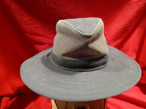Bass Pro Shops Safari Bucket Hat 