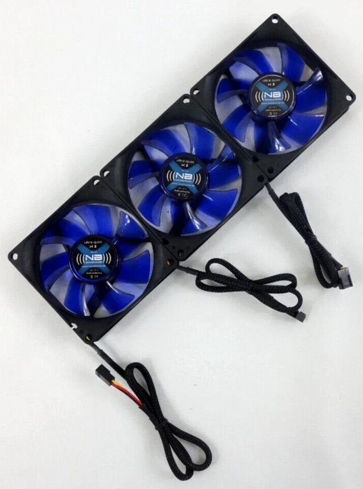 Noiseblocker BlackSilent Fan X2 - 80mm Schwarz-Blau wie neu mit montage zubehör - Bild 3 von 4