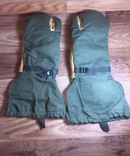 Trigger Finger Cold Weather Mitten Shell & Liner - Med - 8415-00-926-1526 - Used