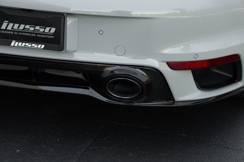 2022 Porsche 911 Turbo S - Picture 17 of 40