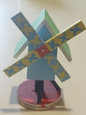Kleine Steinbach Deutsche Holzwindmühle. 22 cm hoch. Aus Holz. Hübsch.
