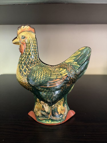 Vintage Metal Crank Wind Up Hen