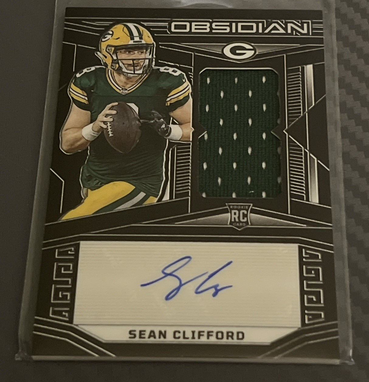 2023 Panini Obsidian Rookie Jersey Autographs Sean Clifford #225 120/199