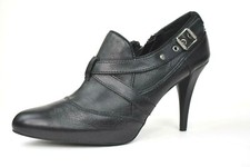 Simply Vera Wang IBIS Black 4" Heels Leather Bootie 9 1/2 M